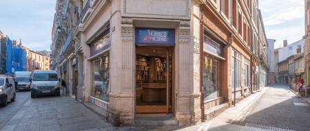 Rénovation intérieure de la librairie Terres de Légendes (Hyper centre de Toulouse) - Architecte sur Toulouse