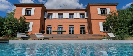 ARCHITECTURE & CONCEPT